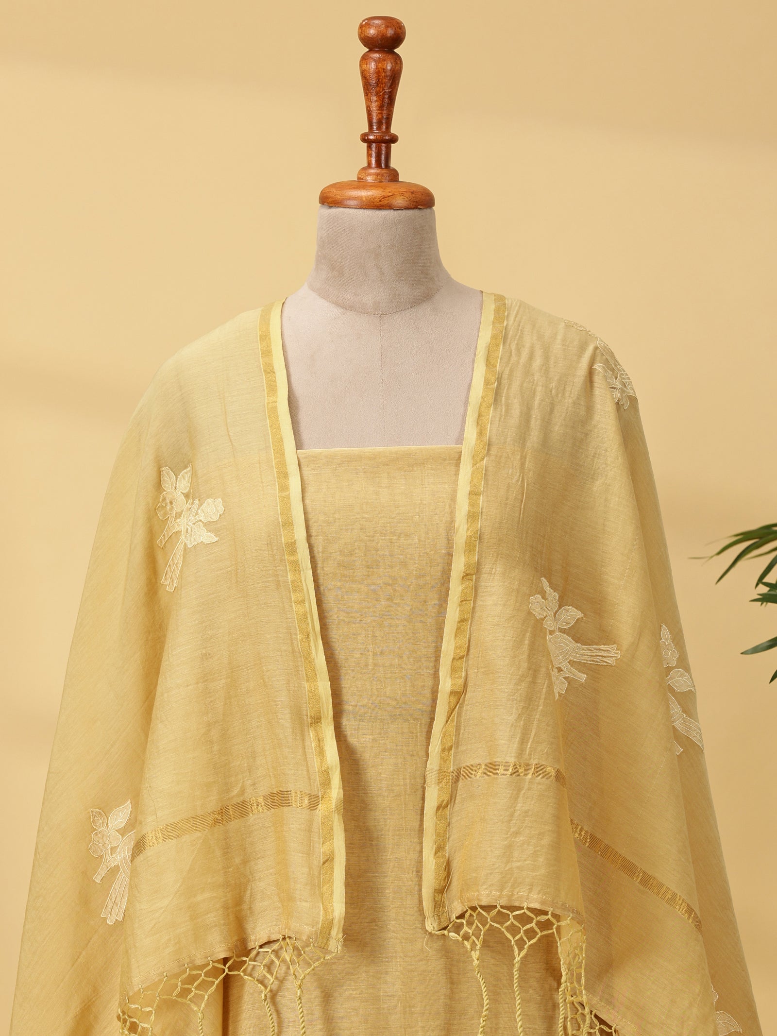Chanderi & Mulmul Three-Piece Unstitched Dress Material Set with Appliqué Work